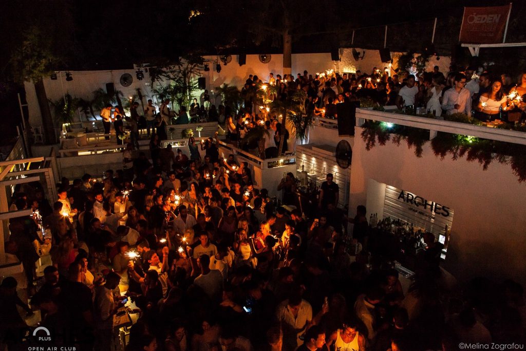 Lindos Nightlife in Rhodes Island | Bars & Clubs | Rhodes Travel Guide